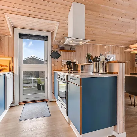Dejligt Taet Pa Vesterhavet Sj336 Lemvig